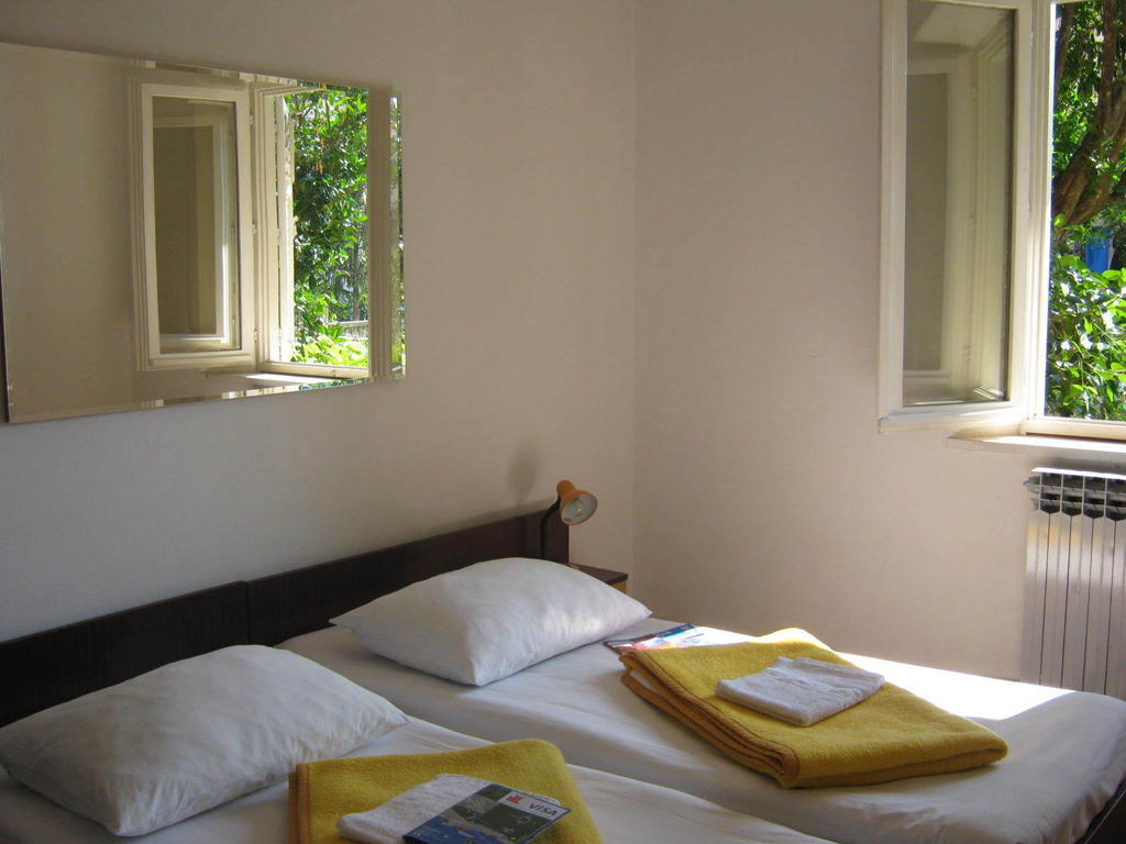 Apartments And Rooms Artemida Dubrovnik Kültér fotó